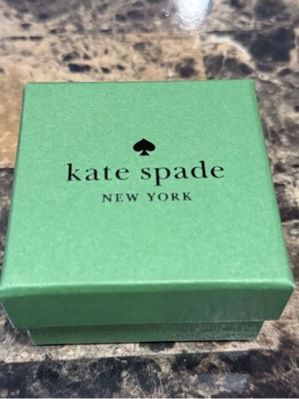 Kate Spade All A Flutter Mother Of Pearl Gold Tone Butterfly Earrings - NWT - Picture 6 of 7